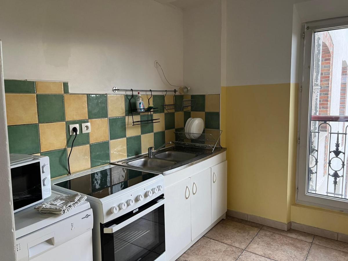 Le Relais De Saint Loup 1 A 66 Personnes Lejlighed Montereau-Fault-Yonne Eksteriør billede